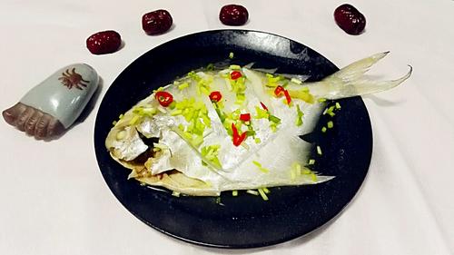 清蒸鲳鱼