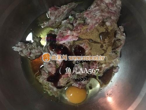 猪肉芹菜饺子的做法