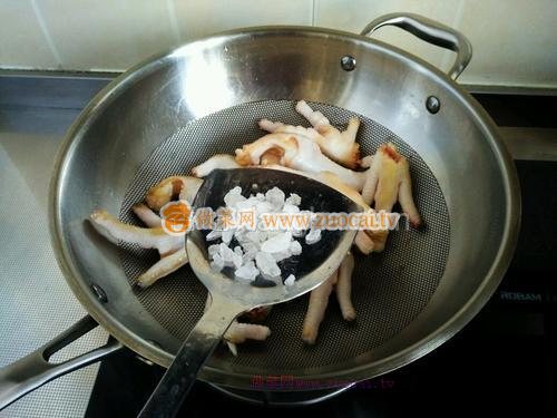 红烧鸡爪的做法