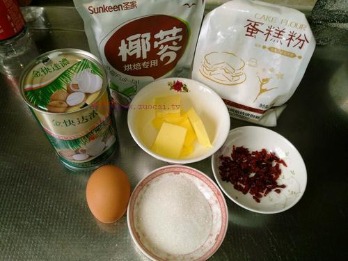 椰香蔓越莓马芬杯的做法