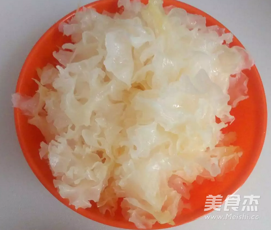 冰糖红枣银耳羹#孕产妇食谱#的做法