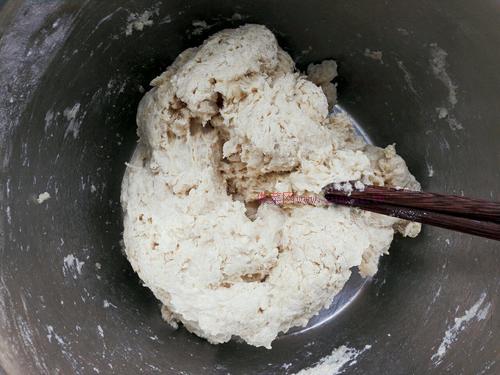 粗粮麦麸主食面包的做法