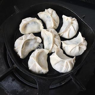 蛋煎饺的做法步骤：5