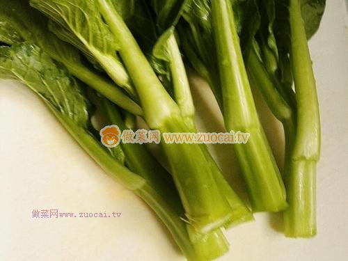 xo酱玉米粒炒菜心杆杆的做法