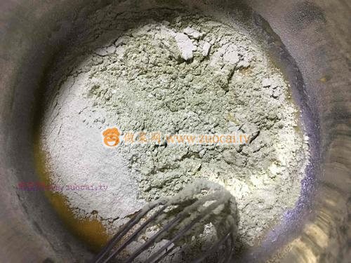抹茶戚风蛋糕的做法