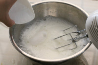 双色烫面戚风蛋糕的做法步骤9