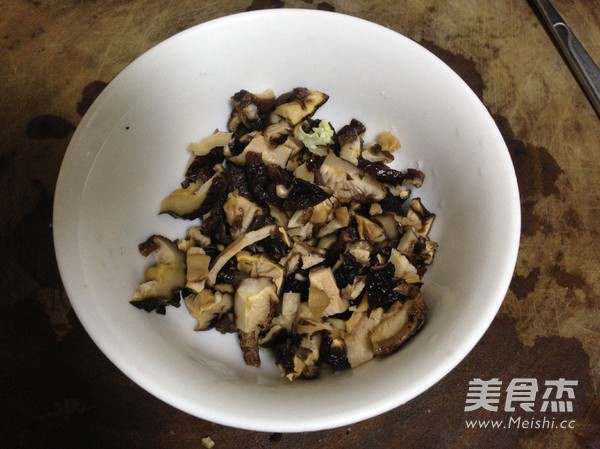 猪肉冬菇肠粉的做法
