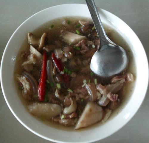 山药香菇炖驴肉（简单版）的做法