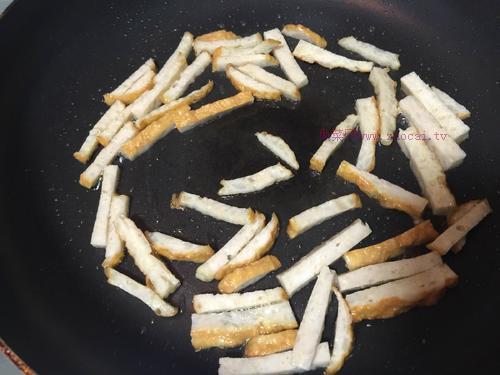 番茄酱三丝炒乌冬面的做法