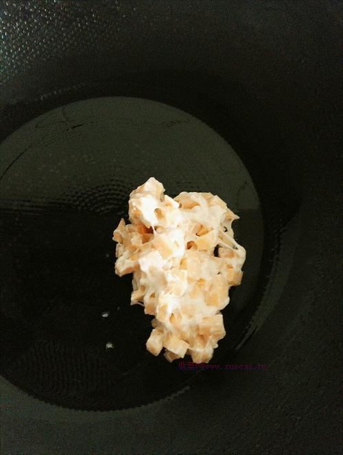 红薯粒饼的做法