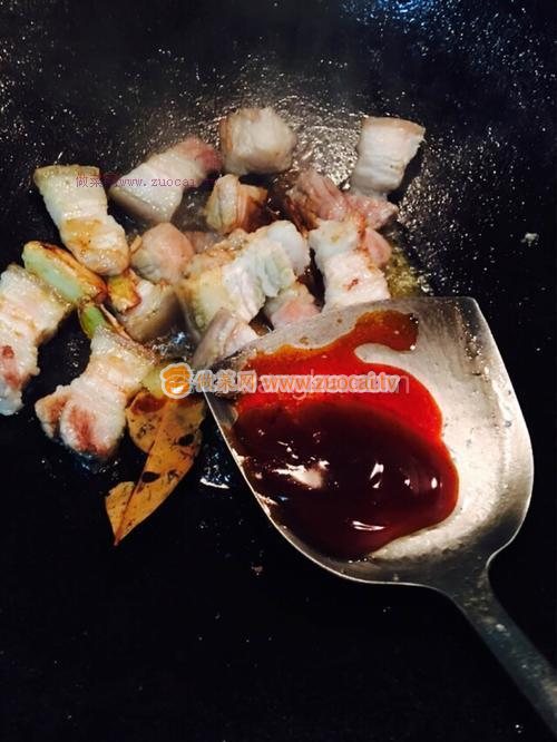 黑腐竹红烧肉的做法