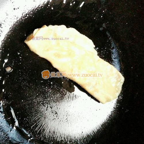 葱香红油拌面的做法