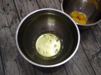淡奶油巧克力戚风的做法步骤3