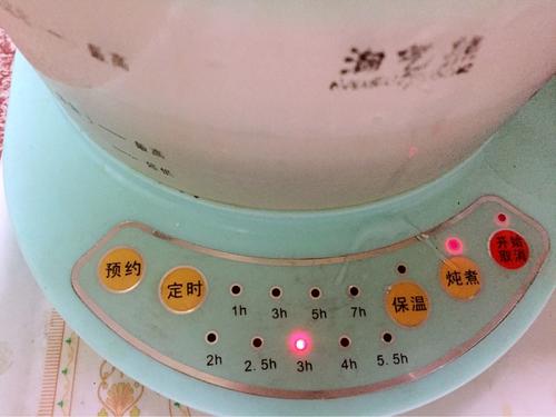 莲子炖猪心的做法
