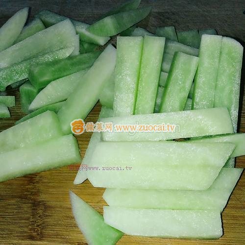 橙汁萝卜条的做法