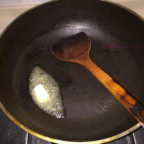土豆香肠炒意大利面的做法