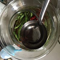 家乡味的腌制四季豆的做法图解9