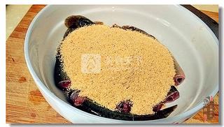 粉蒸泥鳅的做法步骤:4