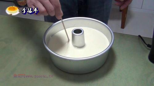中空戚风蛋糕8寸的做法