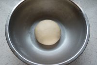 香葱肉松手撕面包的做法步骤2