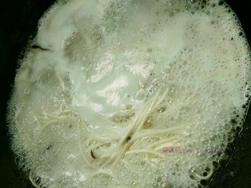 香菇鸡蛋面的做法