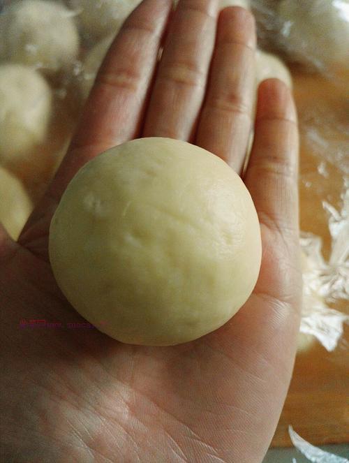红豆沙小餐包的做法