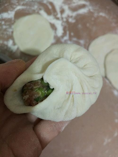 豆角肉馅包子的做法