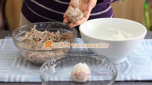 萝卜丝肉丸的做法