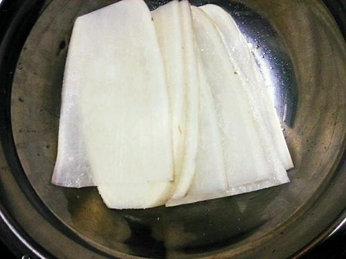 白萝卜肉卷的做法
