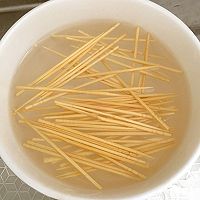 牙签肉（鸡胸肉）的做法图解5