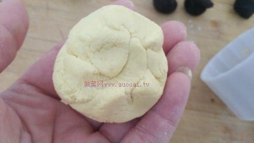南瓜豆沙馅饼的做法