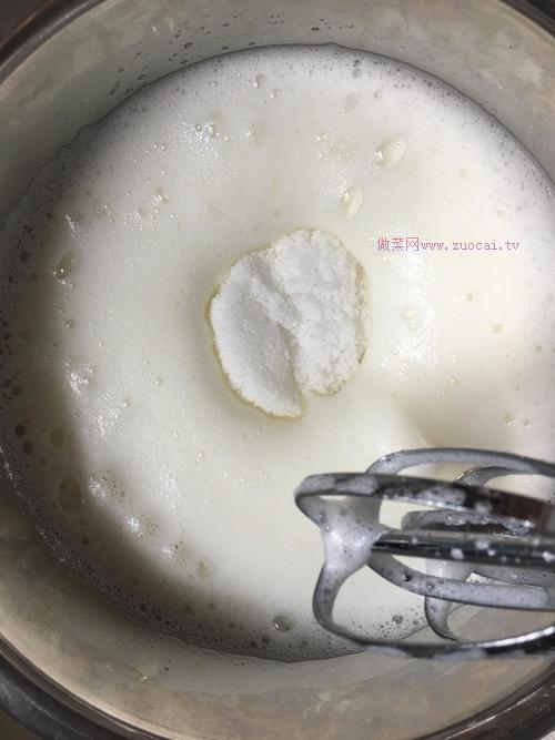 八寸戚风蛋糕的做法