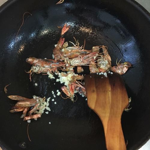虾仁馅儿馄饨的做法