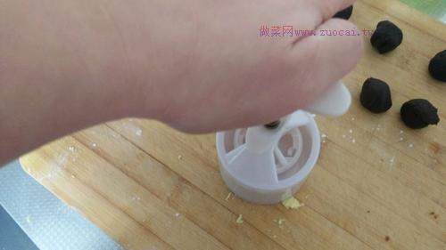 南瓜豆沙馅饼的做法