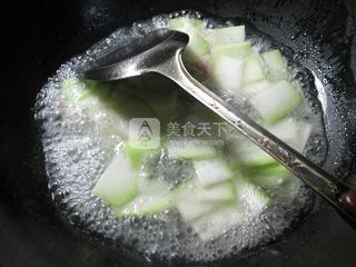 咸肉长瓜煮粉丝 的做法步骤：4