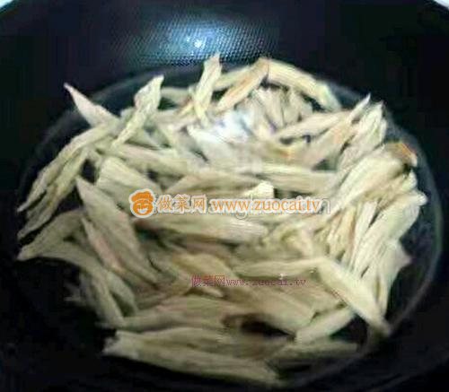 巧拌麻辣腐竹丝的做法