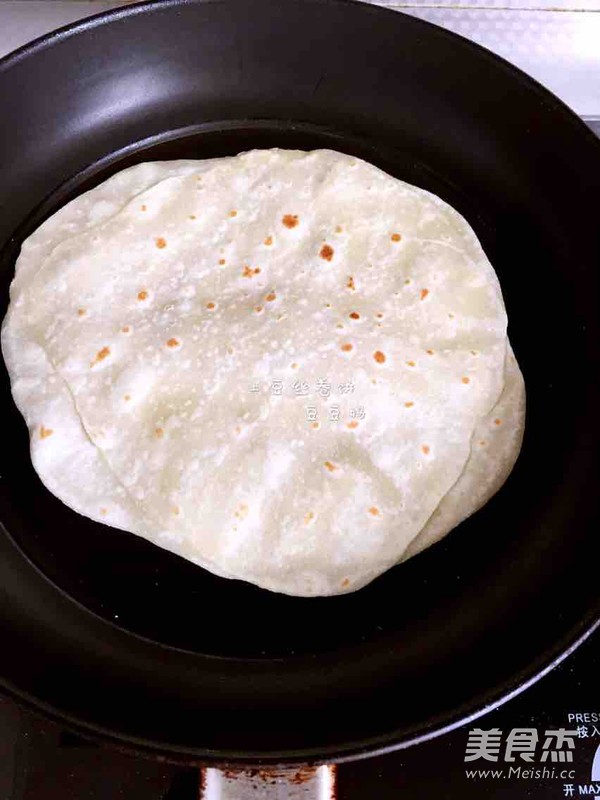 土豆丝卷饼的做法