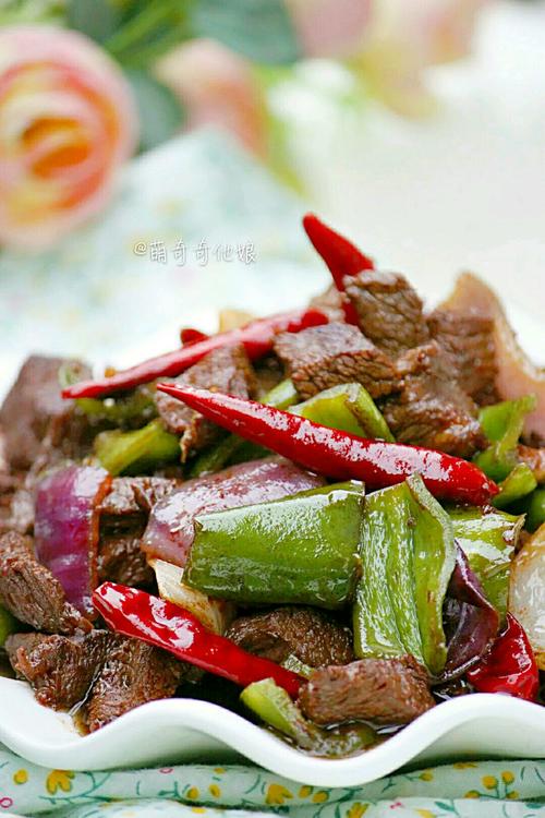 酱爆牛肉粒的做法