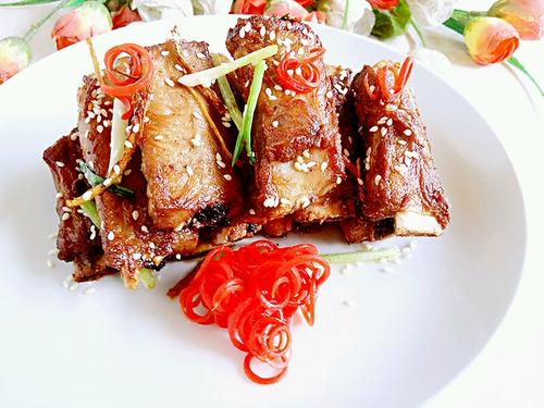 干煸椒盐排骨的做法