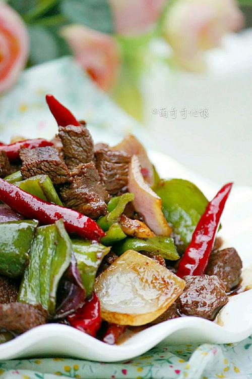 酱爆牛肉粒的做法