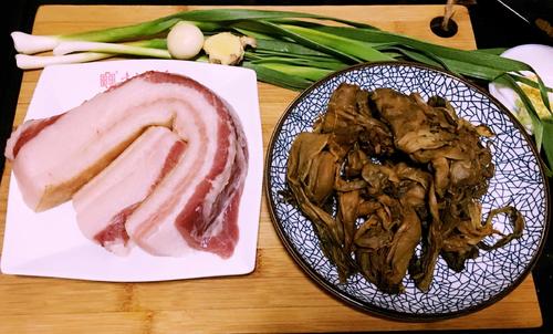 盐菜回锅肉的做法