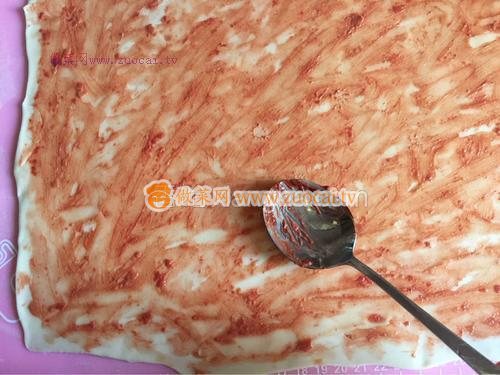 玫瑰腐乳葱花烫面饼的做法