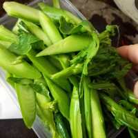 芥兰炒腊肉的做法步骤2