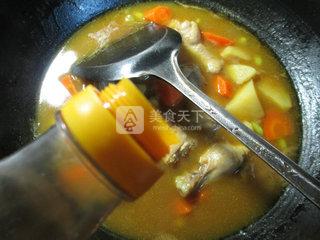 咖喱什锦鸡翅根 的做法步骤：7