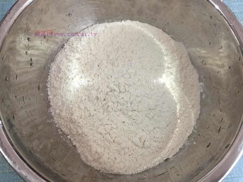 葱油饼的做法