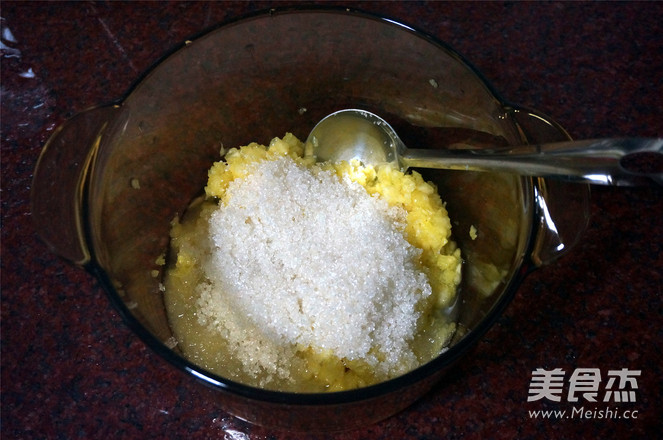 【手工果酱】粉蕉菠萝果酱的做法