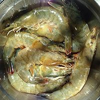 蒜蓉粉丝蒸大虾的做法图解3