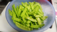 五花肉炒油豆角的做法步骤2