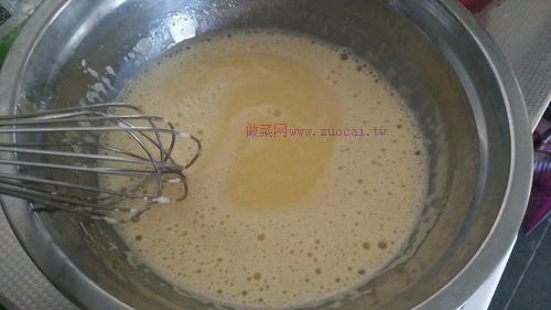 花样巧克力蛋糕卷的做法