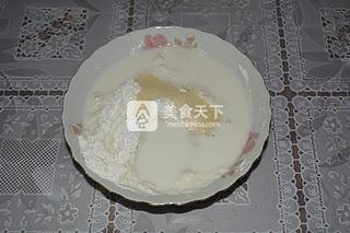 核桃麻糍夹心软欧的做法步骤：1